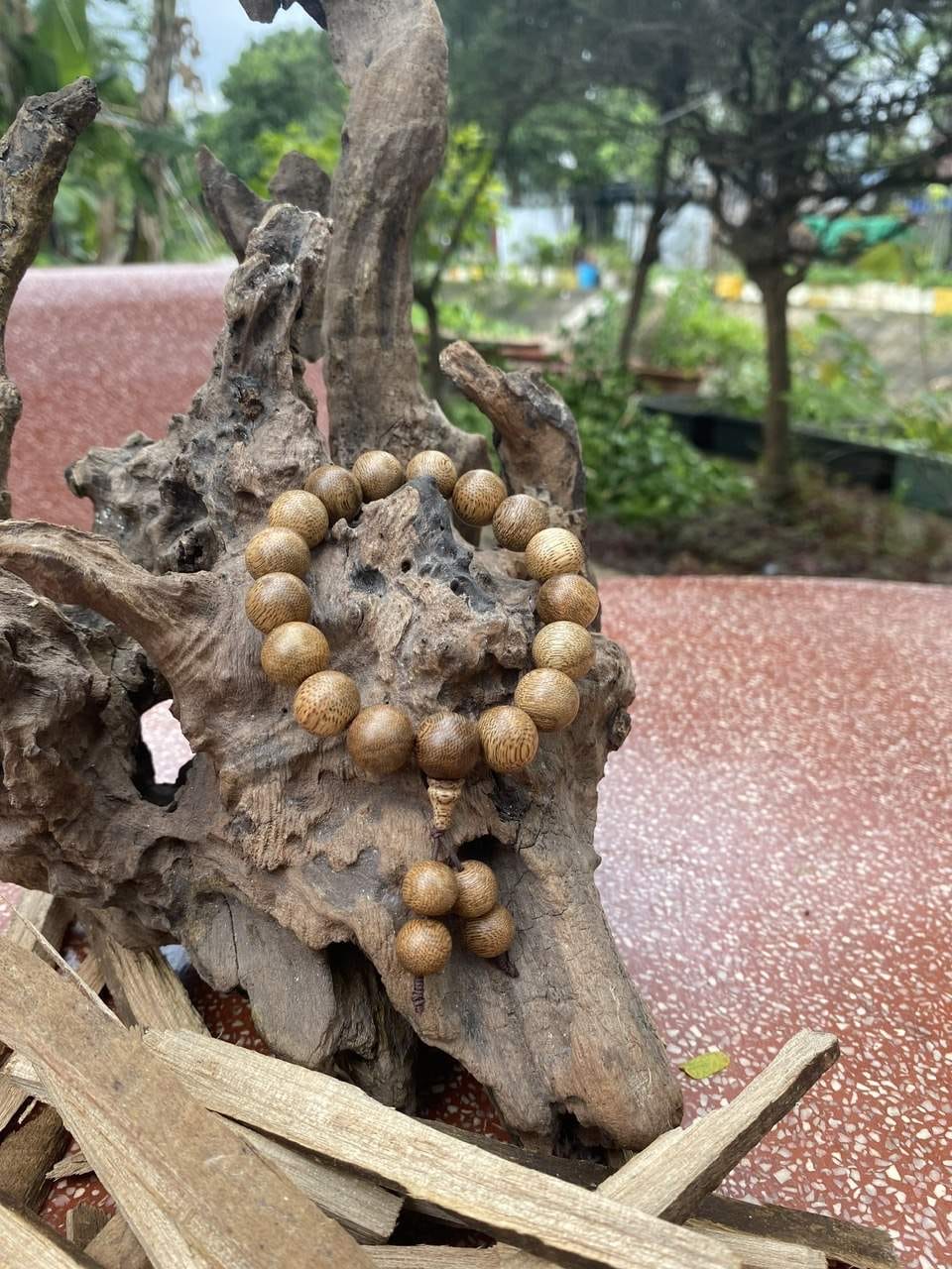 HIGH-QUALITY FOREST OUD BRACELET VIETNAM - Image 5