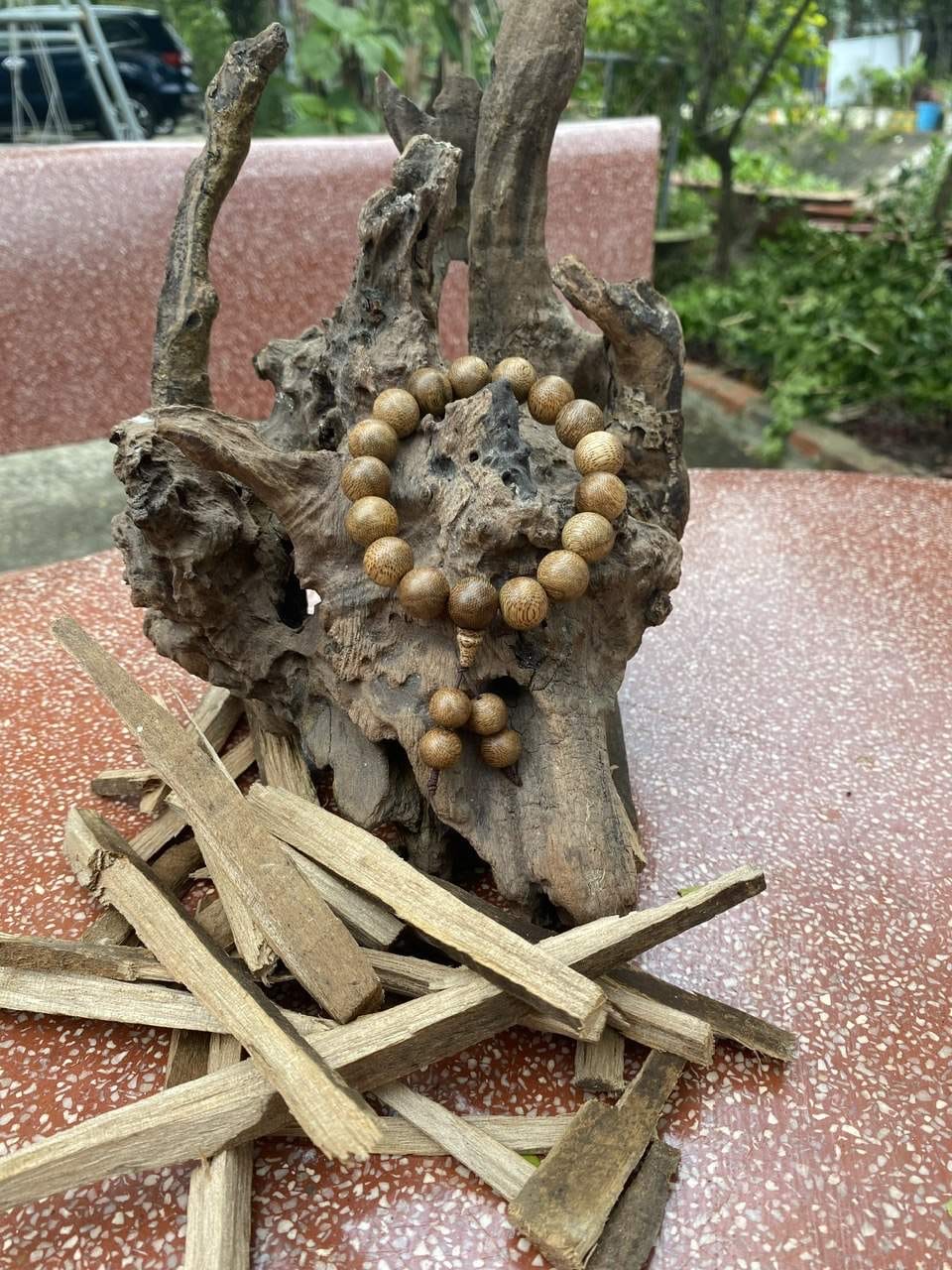 HIGH-QUALITY FOREST OUD BRACELET VIETNAM - Image 3